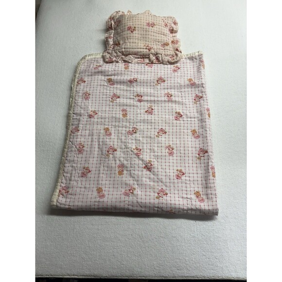 VINTAGE! STRAWBERRy Shortcake Throw Blanket And Pillow - Picture 1 of 8